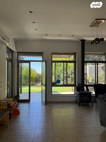 בית פרטי/ קוטג', המגל 32, קציר, קציר