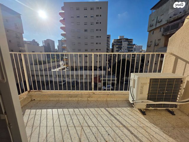 דירה, הרברט סמואל 100, מרכז העיר, חדרה