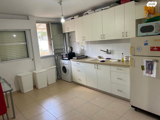 דירה, אבן גבירול, גבעת המורה, עפולה