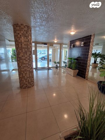 דירה, וייצמן, עיר, מרכז העיר, נהריה