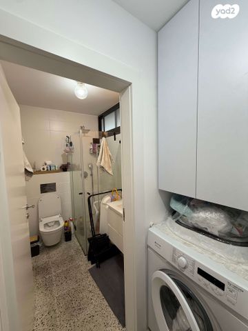 דירה, משגב עם 16, קרית שלום, תל אביב יפו