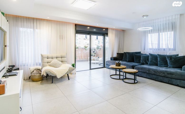 דירה, חזון אי"ש 3, תקומה / קרית חזני, פתח תקווה