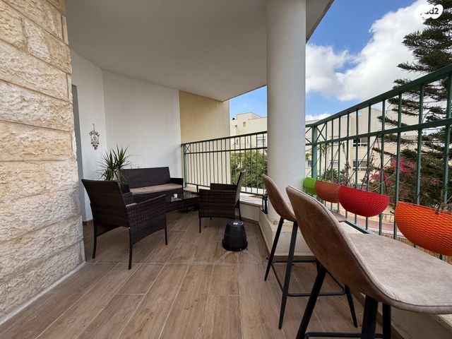 דירה, המגינים, מודיעין מכבים רעות