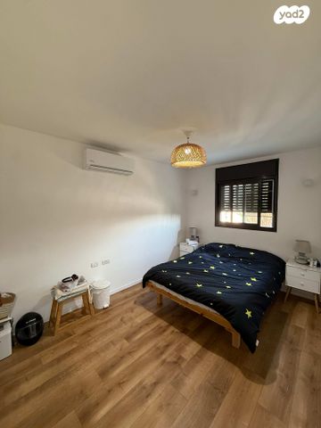 דירה, משגב עם 16, קרית שלום, תל אביב יפו