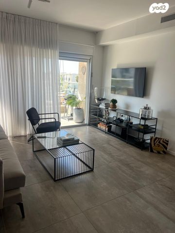 דירה, גליל ים (מתחם הכוכבים), הרצליה