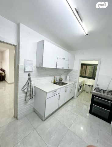 דירה, ז'בוטינסקי, בבא סאלי, נתיבות