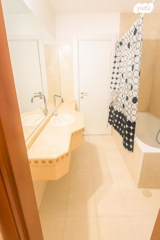 גג/ פנטהאוז, דימונה