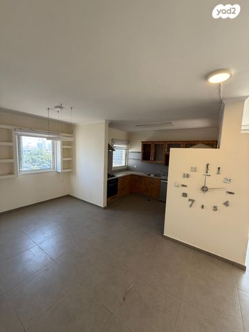 גג/ פנטהאוז, נאות אפקה ב', תל אביב יפו