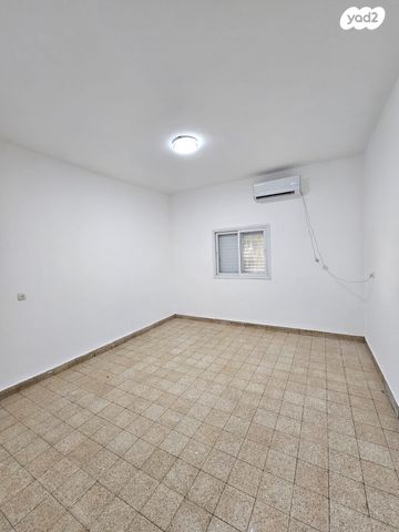 דירה, יוסף ספיר, צפון מזרח מרכז העיר, נתניה