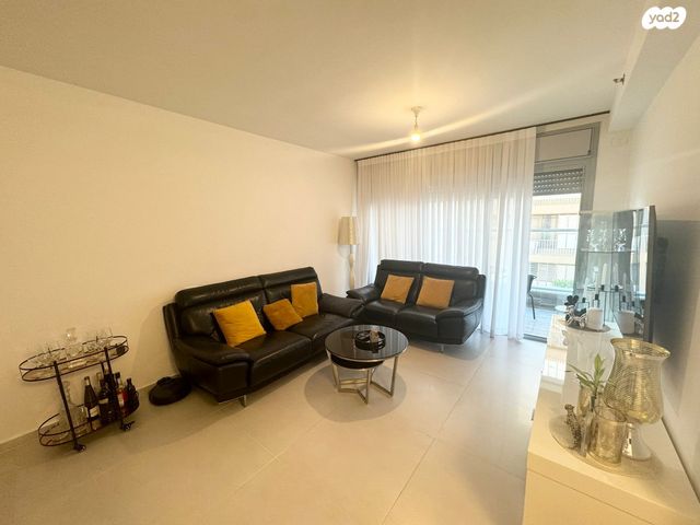 דירה, המלך ינאי, שכונת חשמונאים, מרכז העיר א, רמת גן