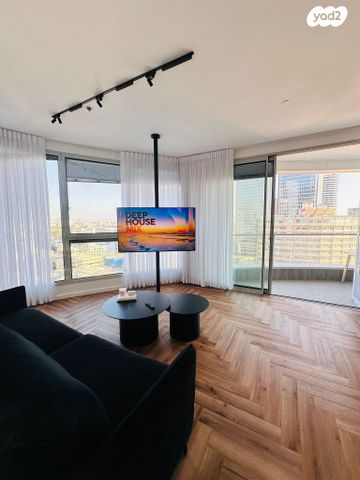 דירה, גרציאני יצחק 8, גני שרונה, קרית הממשלה, תל אביב יפו