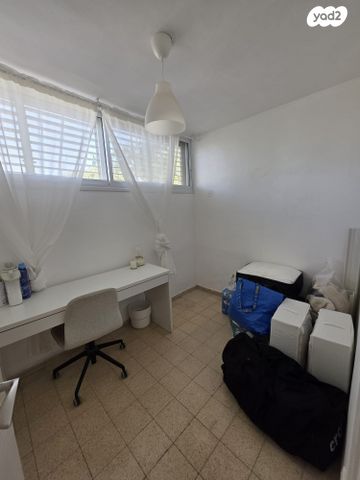 דירה, דרך מצדה 12, שכונה ד', באר שבע