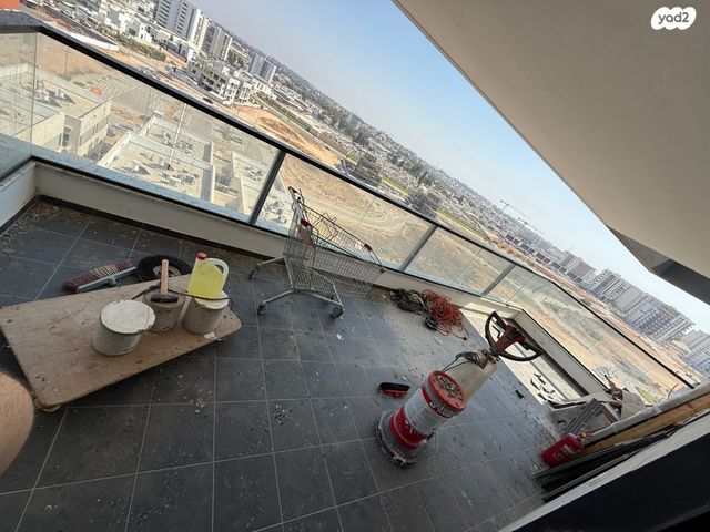 דירה, הרב אבא אבוחצירה, שדרות בפארק, שדרות