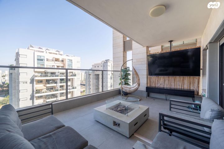 דירה, טופז, צמרות המושבה, באר יעקב