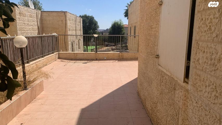 דירת גן, תור 20, נווה מנחם, גבעת זאב