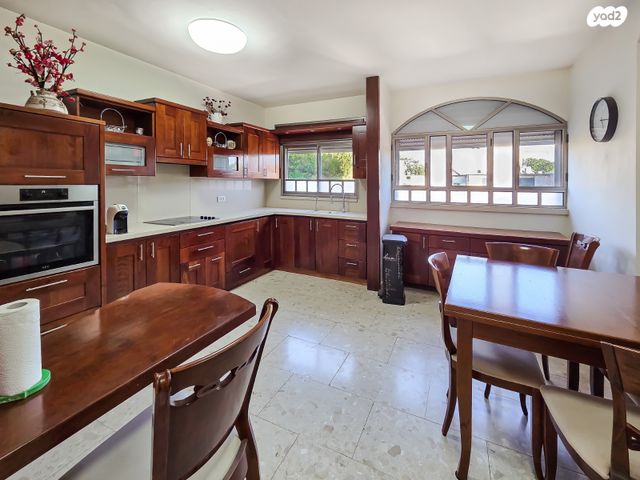 דירה, שדרות רוברט סולד, קרית ים א', קרית ים