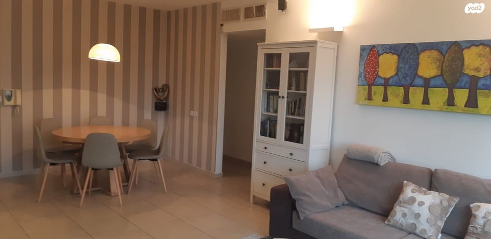 דירה, רמת השרון