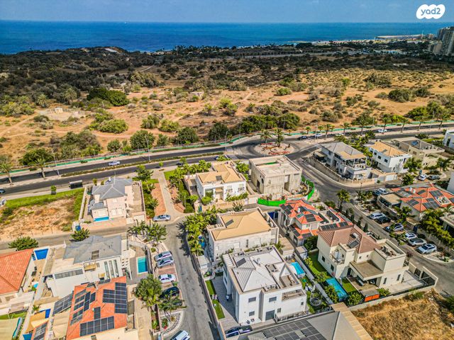 בית פרטי/ קוטג', צבי סגל, ברנע, אשקלון