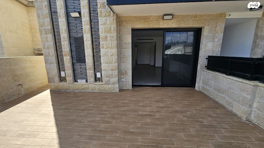 דירת גן, המכבים, המכבים, גבעת זאב