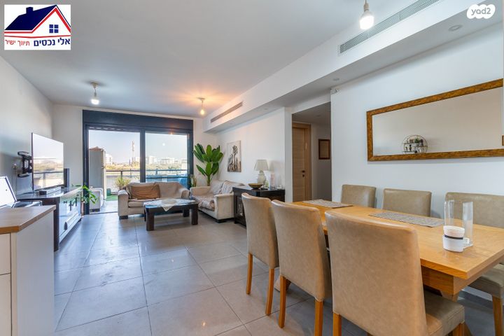 דירת גן, זית 11, החורש, חריש