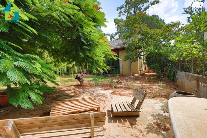 בית פרטי/ קוטג', בורגתה