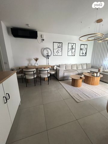 דירה, רפאל איתן 26, נאות שמיר, רמלה