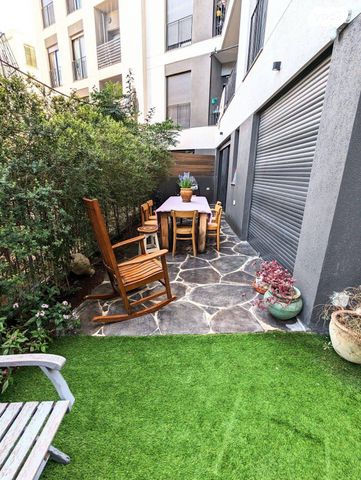 דירת גן, חביבה רייק, חרוזים, רמת גן