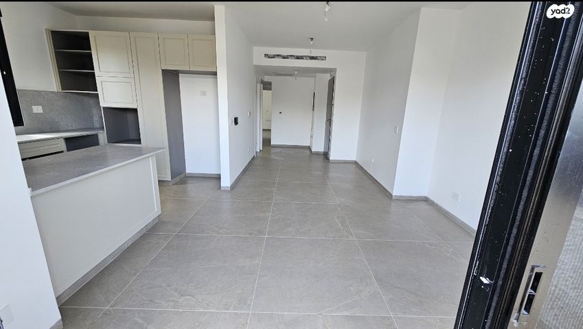 דירת גן, המכבים, המכבים, גבעת זאב