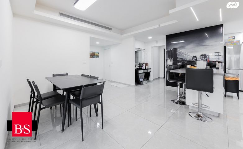 דירת גן, טרומפלדור, צפון מזרח מרכז העיר, נתניה