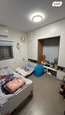 דירה, נתיבות מערב, נתיבות