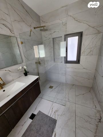 דירה, חכמי אתונה, שפירא, תל אביב יפו