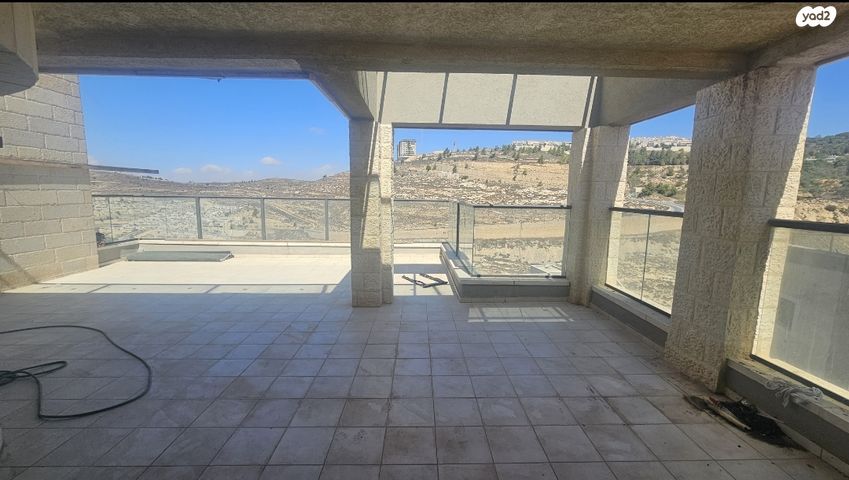 גג/ פנטהאוז, הכינור, שאר העיר, גבעת זאב