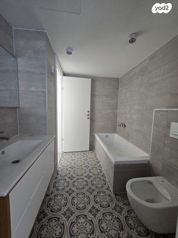 דירה, פארק העסקים האלף, ראשון לציון