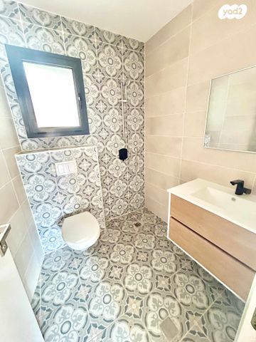 דירה, שדרות בן צבי, נחלאות, שערי חסד, ירושלים