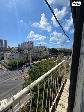 דירה, מתתיהו גנם 1, ניצנה, בת ים