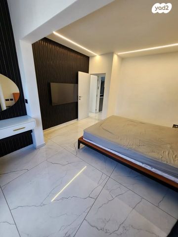 דירה, חכמי אתונה, שפירא, תל אביב יפו