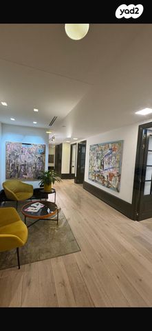 חנויות/ שטח מסחרי, הרצליה