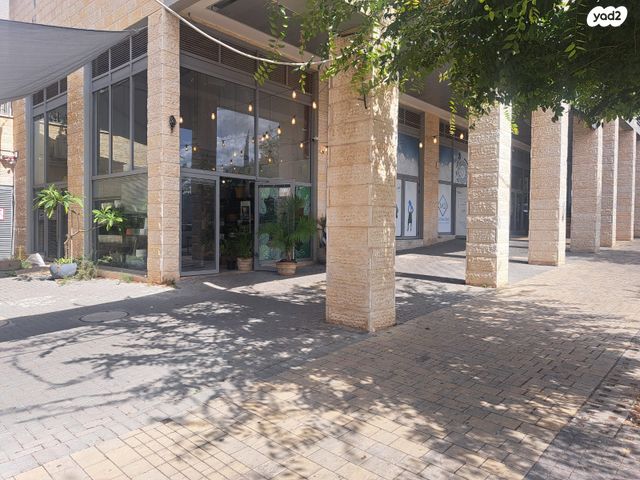 חנויות/ שטח מסחרי, חריש