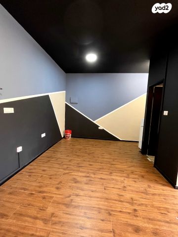 משרדים, דרך העצמאות 118, שער פלמר, תחנת רכבת השמונה, חיפה