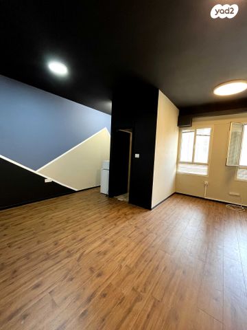 משרדים, דרך העצמאות 118, שער פלמר, תחנת רכבת השמונה, חיפה