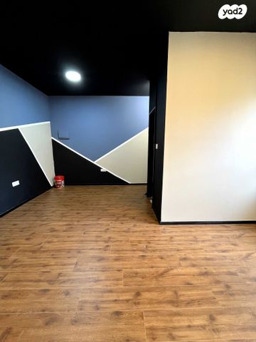 משרדים, דרך העצמאות 118, שער פלמר, תחנת רכבת השמונה, חיפה