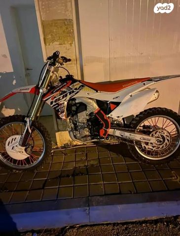 מודעת רכב הונדה CRF250R
