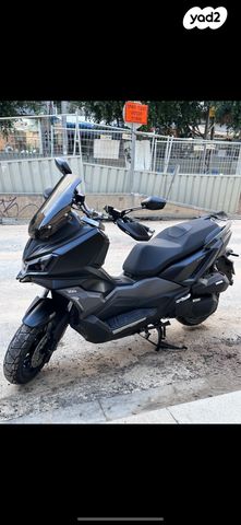 סאן יאנג ADX 300