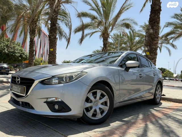 מאזדה 3