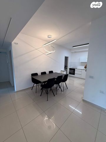 דירה, שדרות החוצבים, נופי החורש, מבשרת ציון