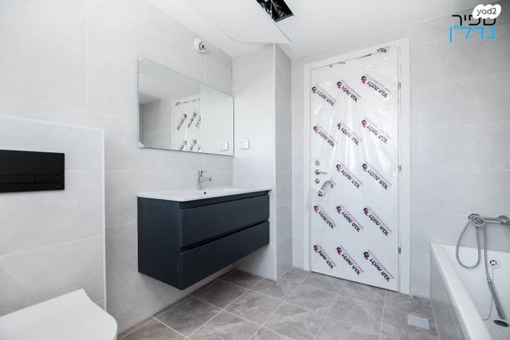 גג/ פנטהאוז, אור ים, אור עקיבא