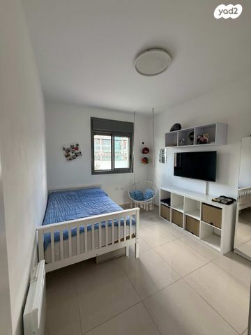 דירה, שדרות החוצבים, נופי החורש, מבשרת ציון