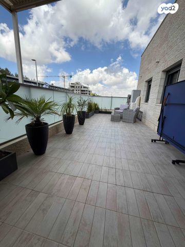 דירה, שדרות החוצבים, נופי החורש, מבשרת ציון