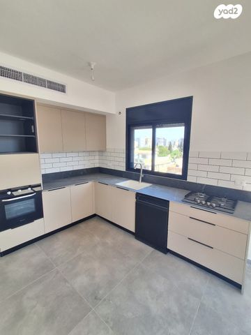 דירה, ריינס, ארלוזורוב, גבעתיים