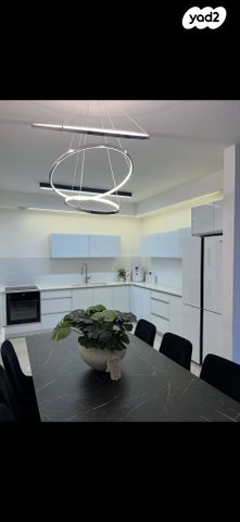 דירה, שדרות החוצבים, נופי החורש, מבשרת ציון